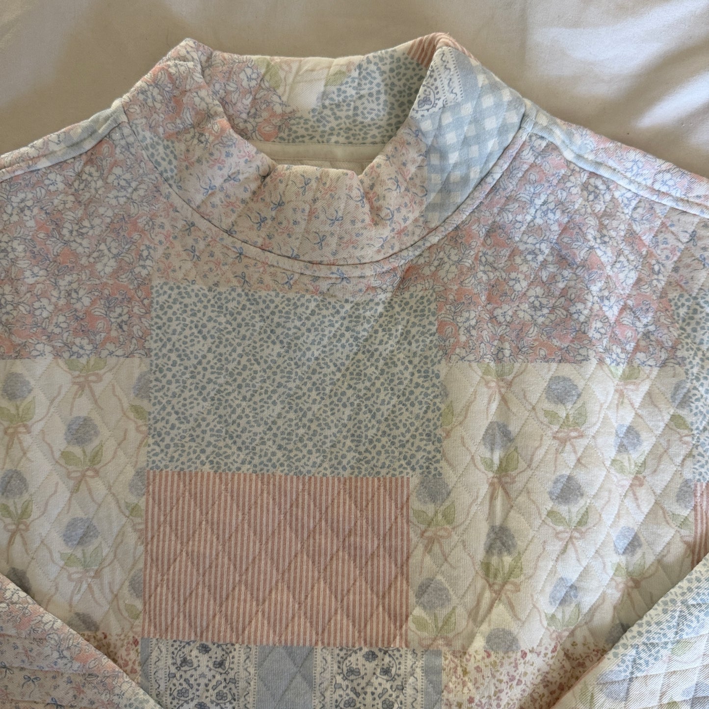 Quilted Patchwork Mockneck Sweatshirt