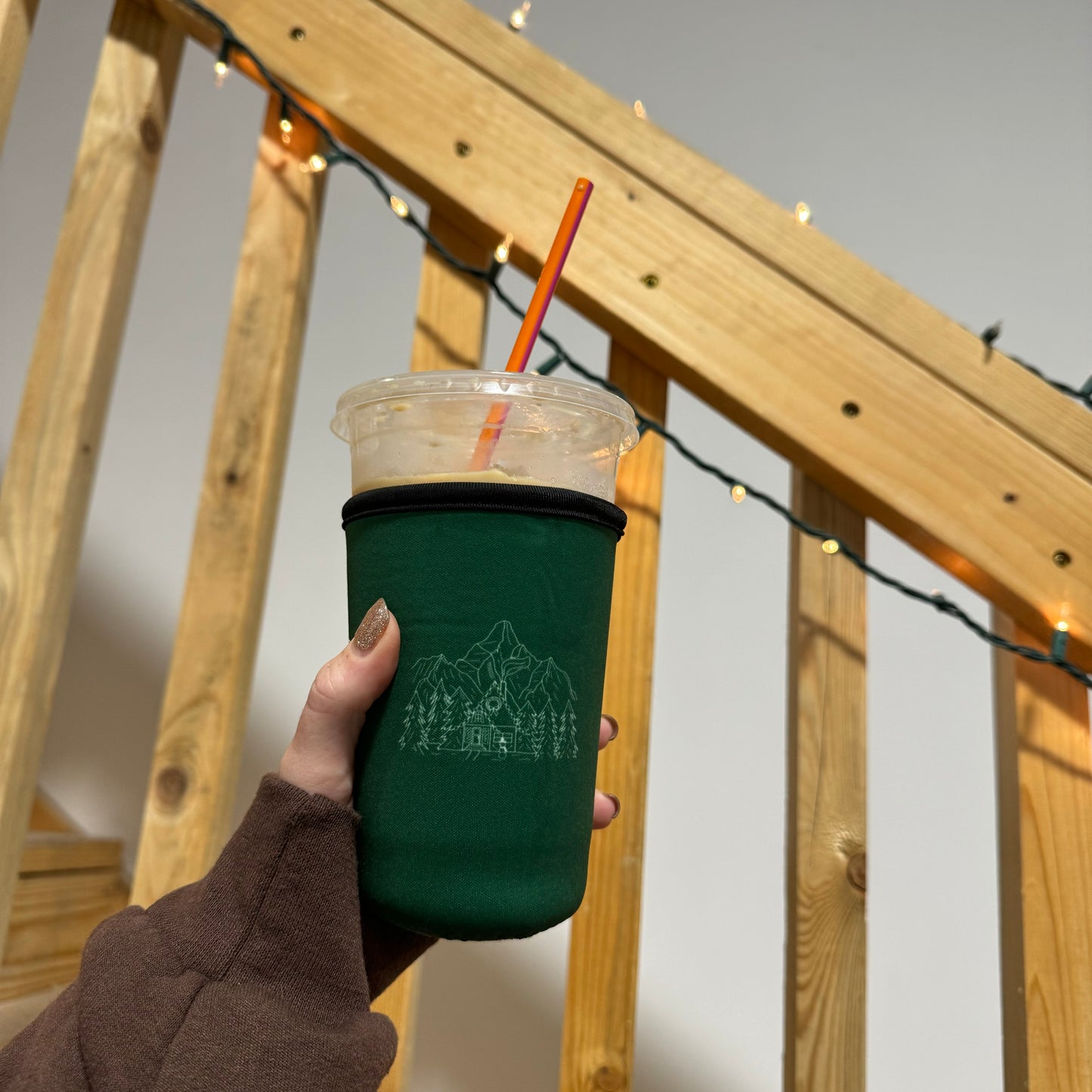 Winter Cottage Forrest Green Iced Coffee Cup Sleeve 22oz