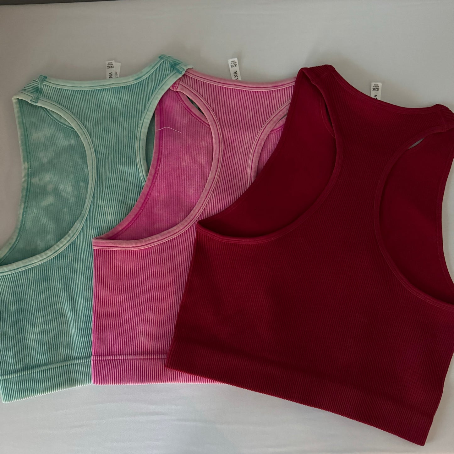 High-Neck Ribbed Seamless Cropped Tank Top
